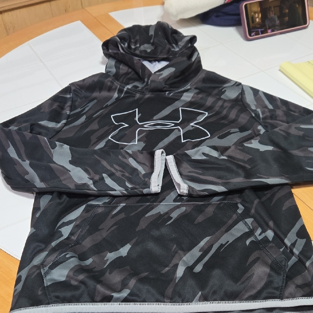 Under Armour Black and Gray Camouflage Hoodie